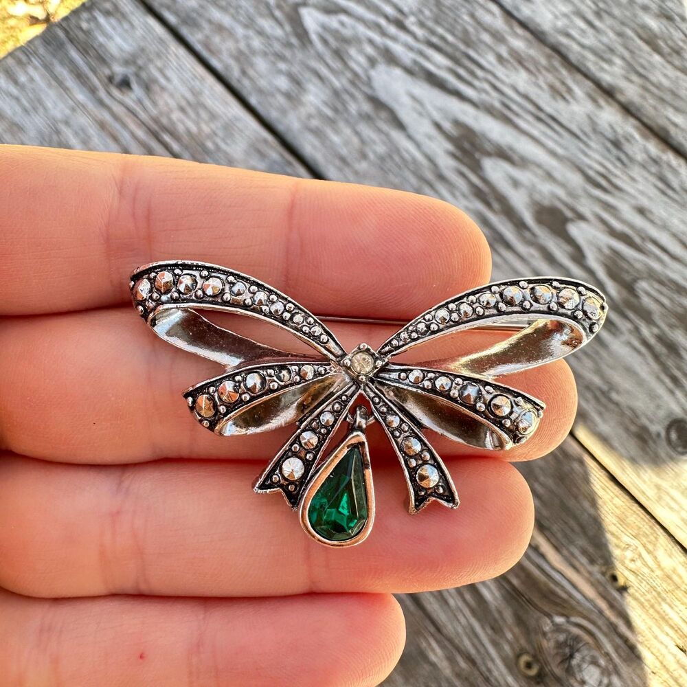 Vintage Avon Marcasite Ribbon Brooch with Green Stone